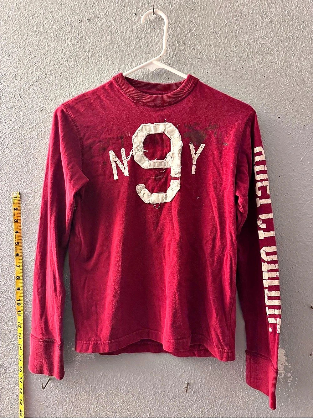 Abercrombie Long Sleeve Graphic Tee Size Medium